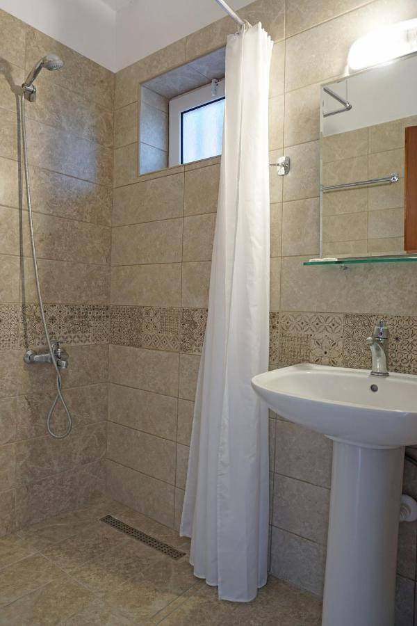 Elizabeth Aparthotel