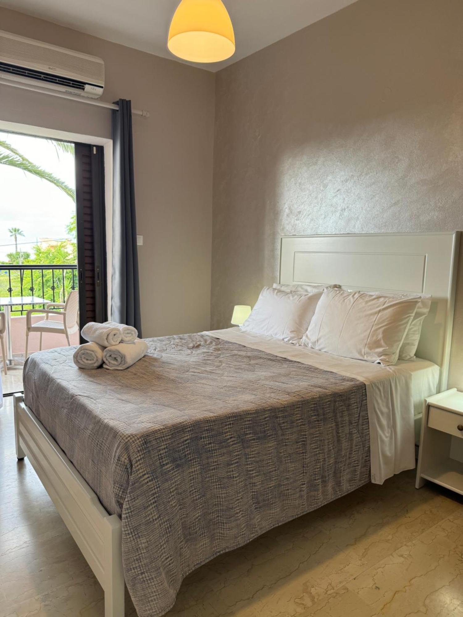 Elizabeth Aparthotel 2*